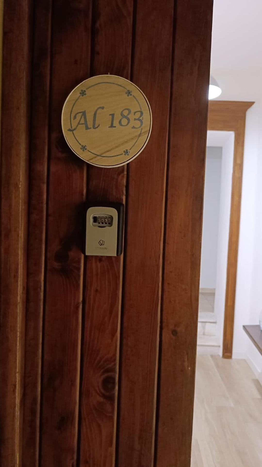 Al183 Ξενοδοχείο Κάλιαρι Εξωτερικό φωτογραφία